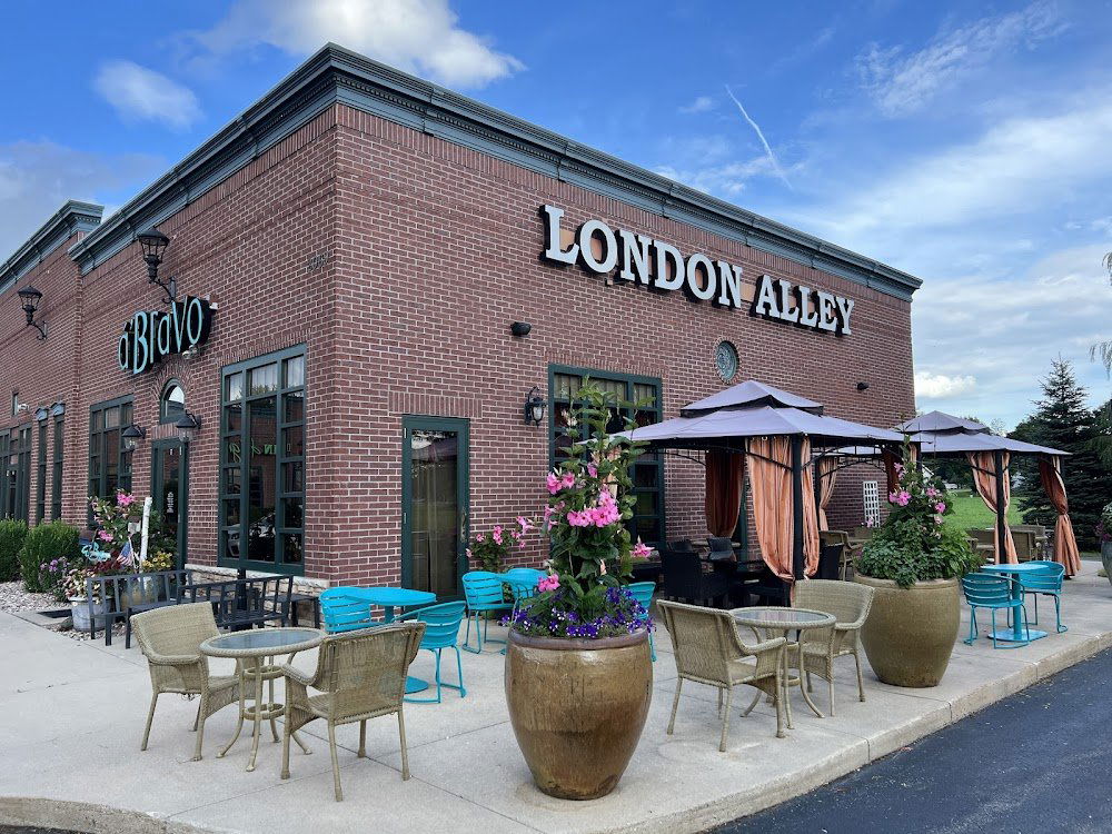 A'Bravo Bistro & Wine Bar, Bar in Bellevue