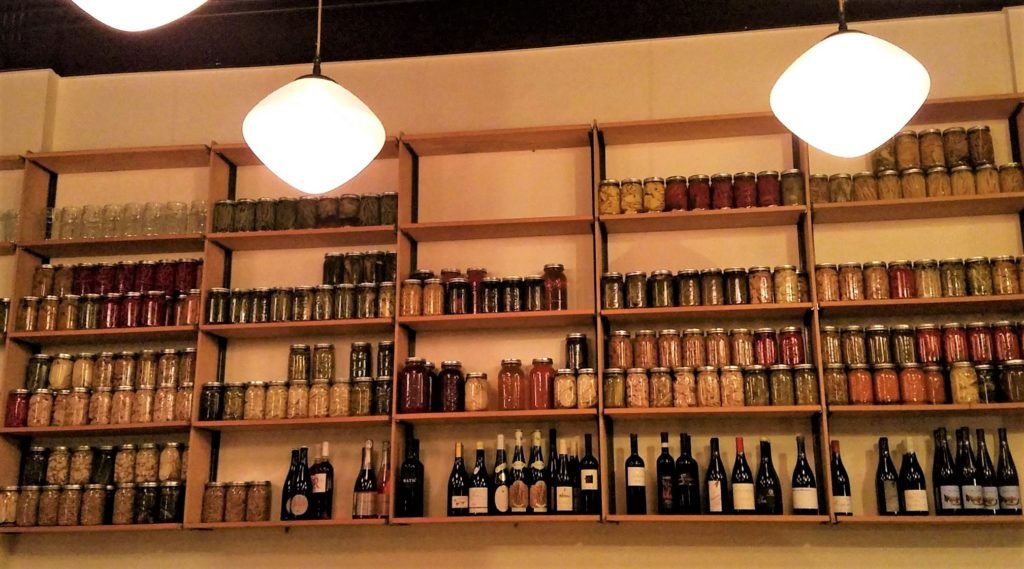 Navarre, Bar in Portland