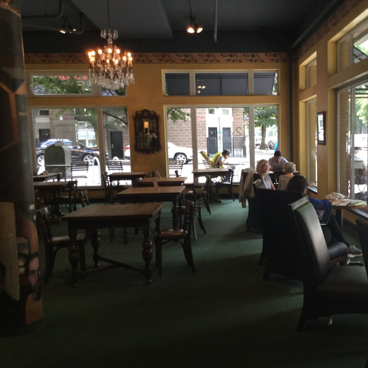 Uptown Espresso - Belltown, Bar in Seattle