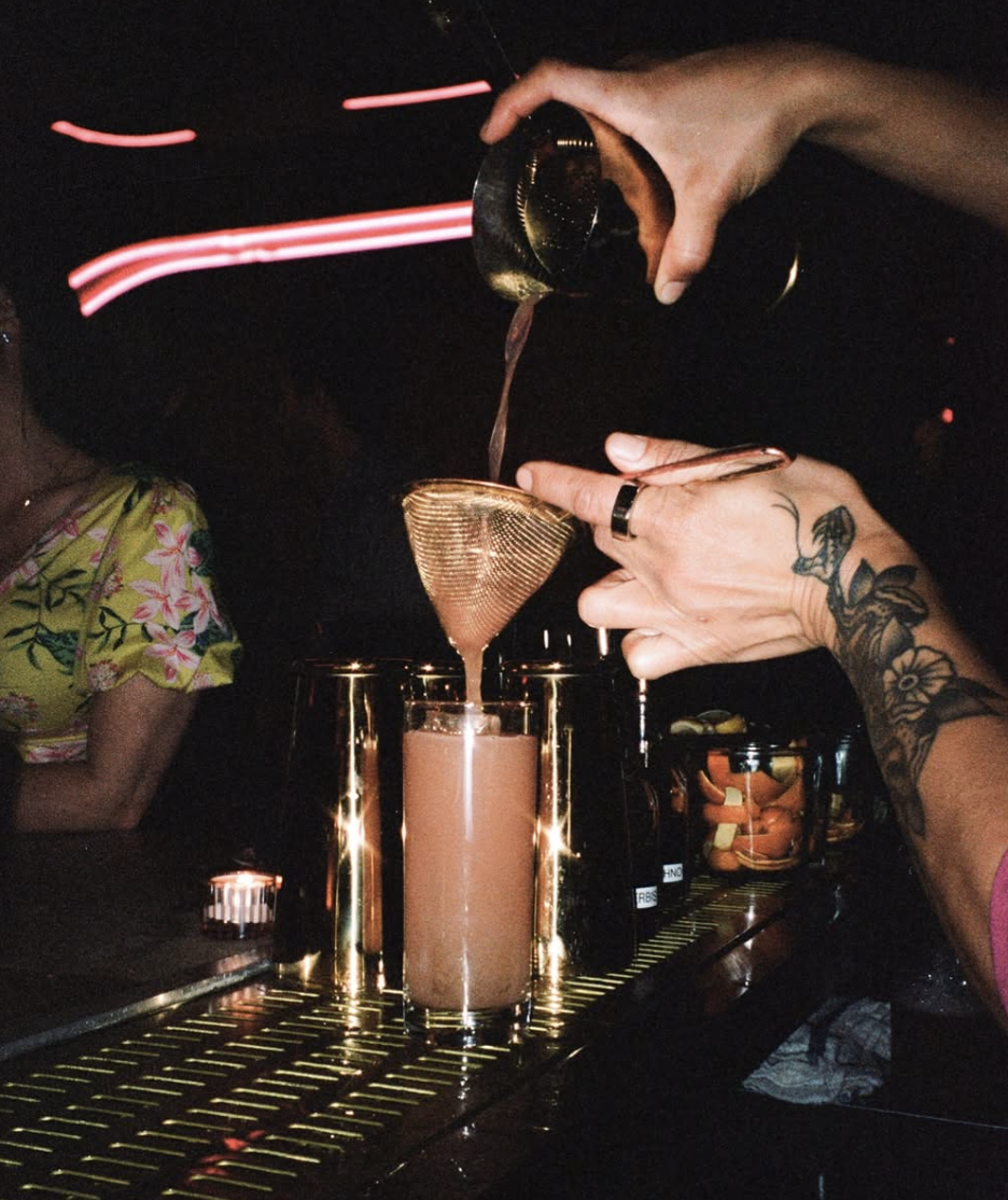 The Let's Go!, Bar in Los Angeles