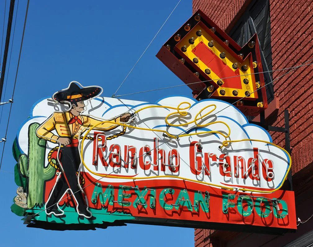 El Rancho Grande Mexican Food bar in Tulsa