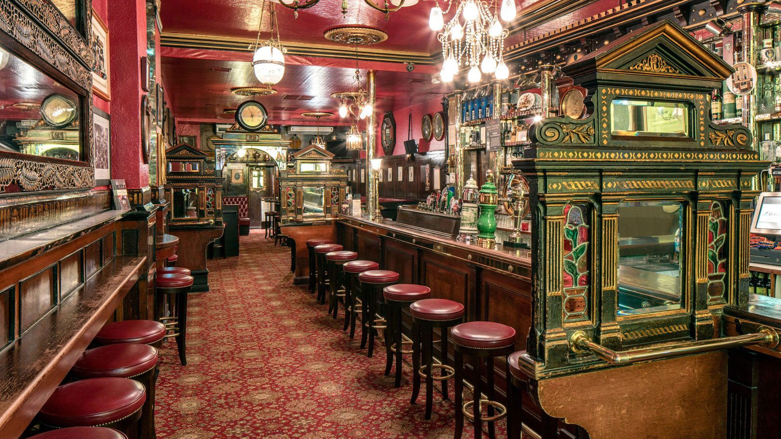 Long Bar, Bar in Singapore