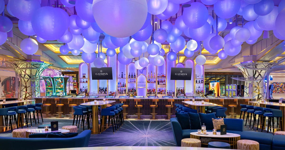 Gatsby's Cocktail Lounge