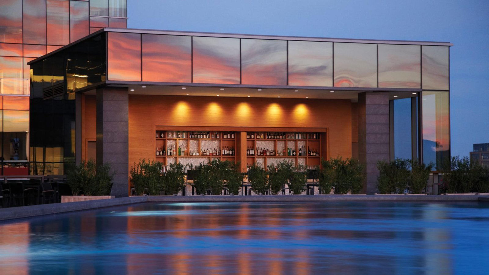 Splash Pool Bar & Grill, Bar in Baltimore