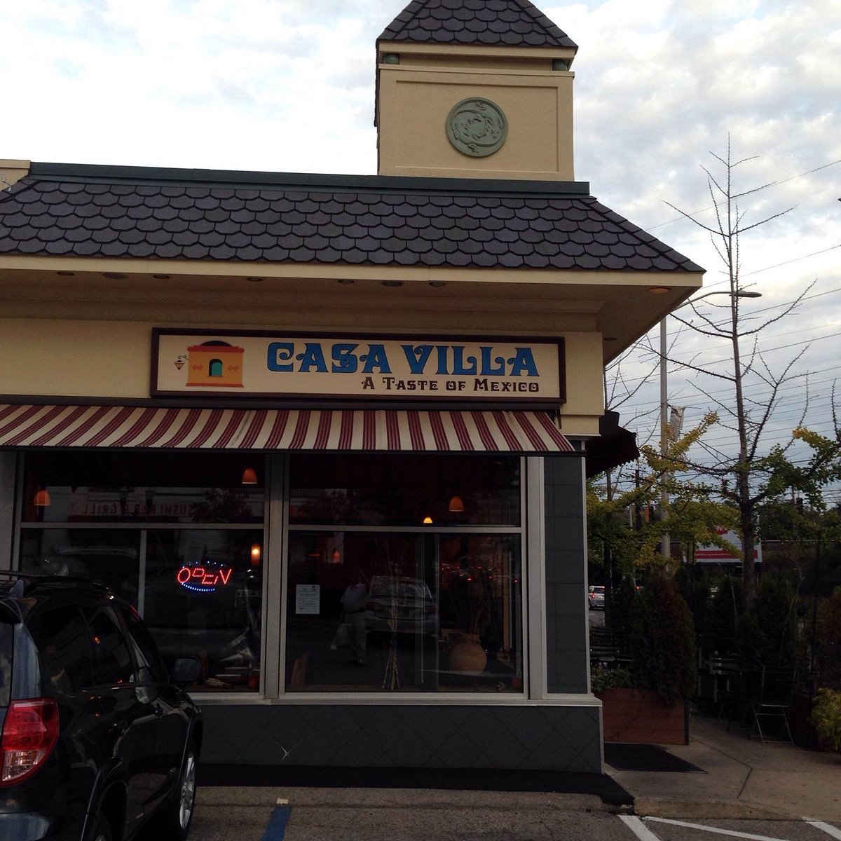 Casa Villa Restaurant bar in Stamford, United States