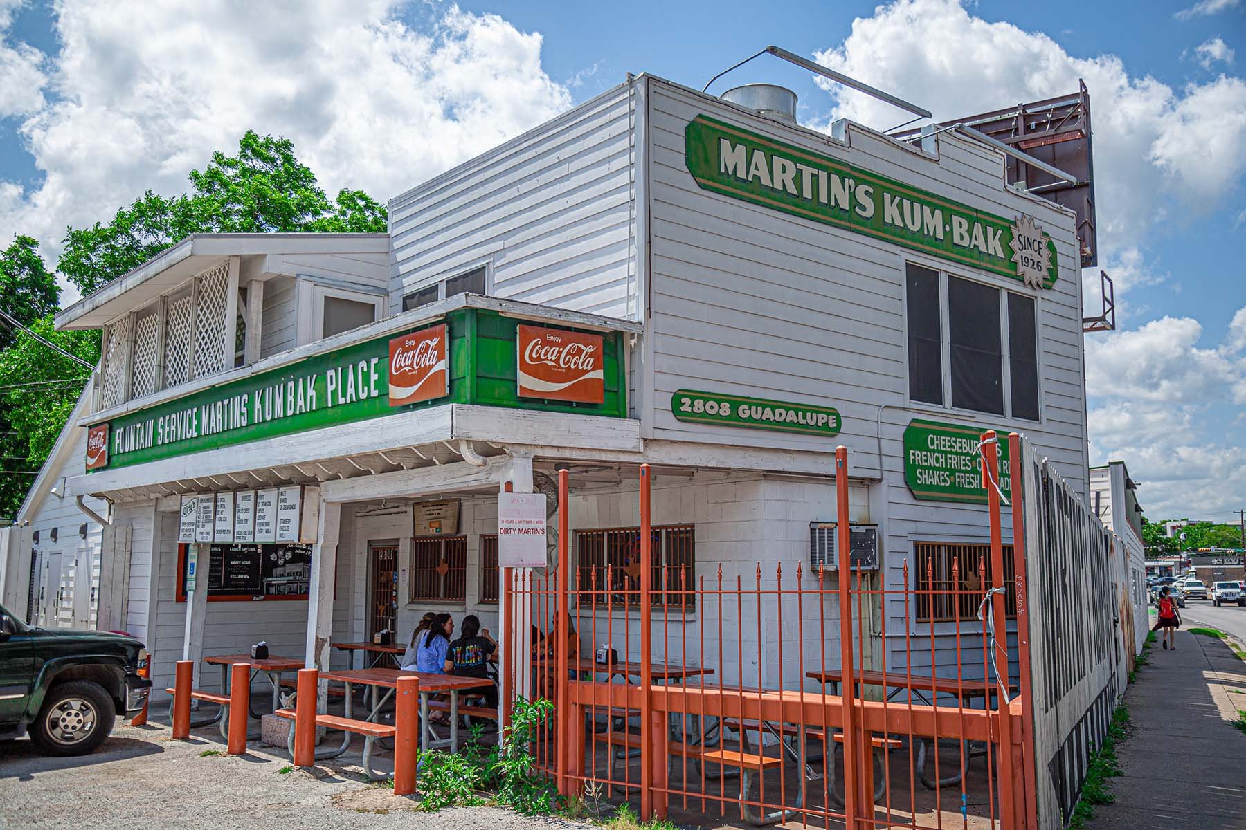 Dirty Martin's Place, Bar in Austin