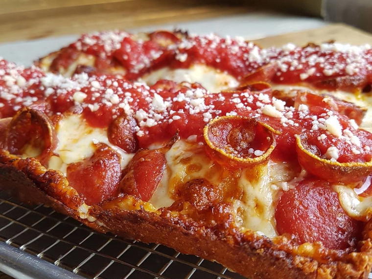 Paulie Gee's Logan Square, Chicago, United States