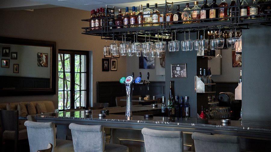 Living Room bar in Amman