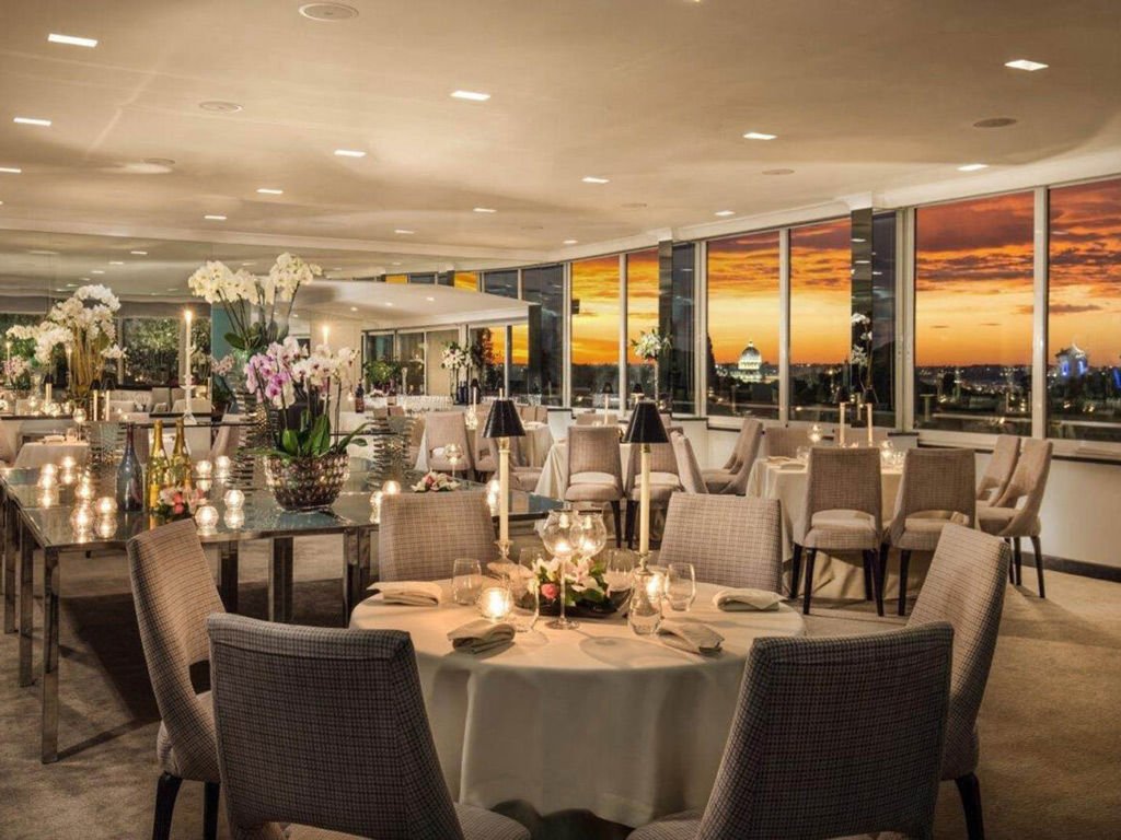 Crystal Lounge