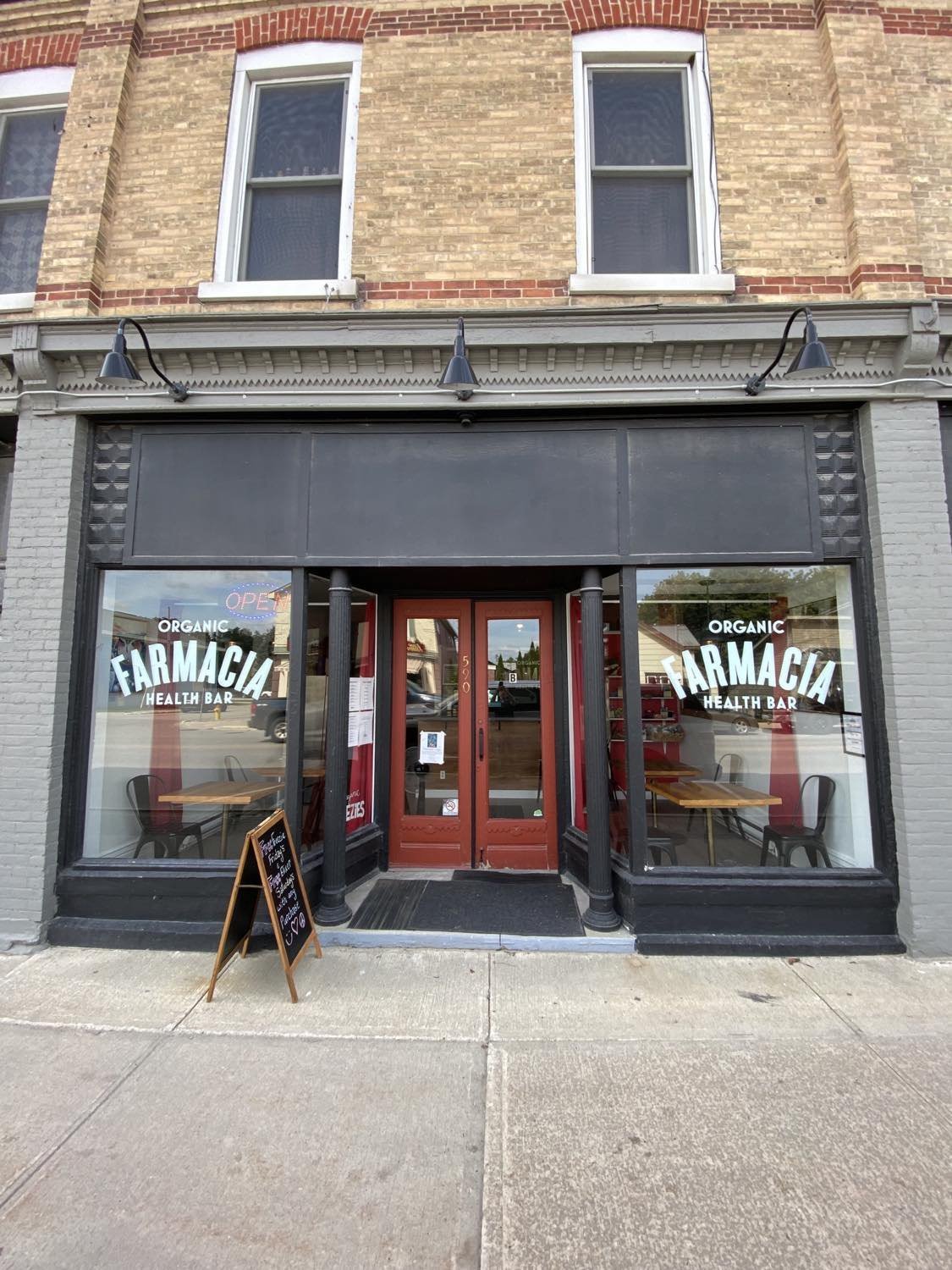 FARMACIA HEALTH BAR, Toronto, Canada