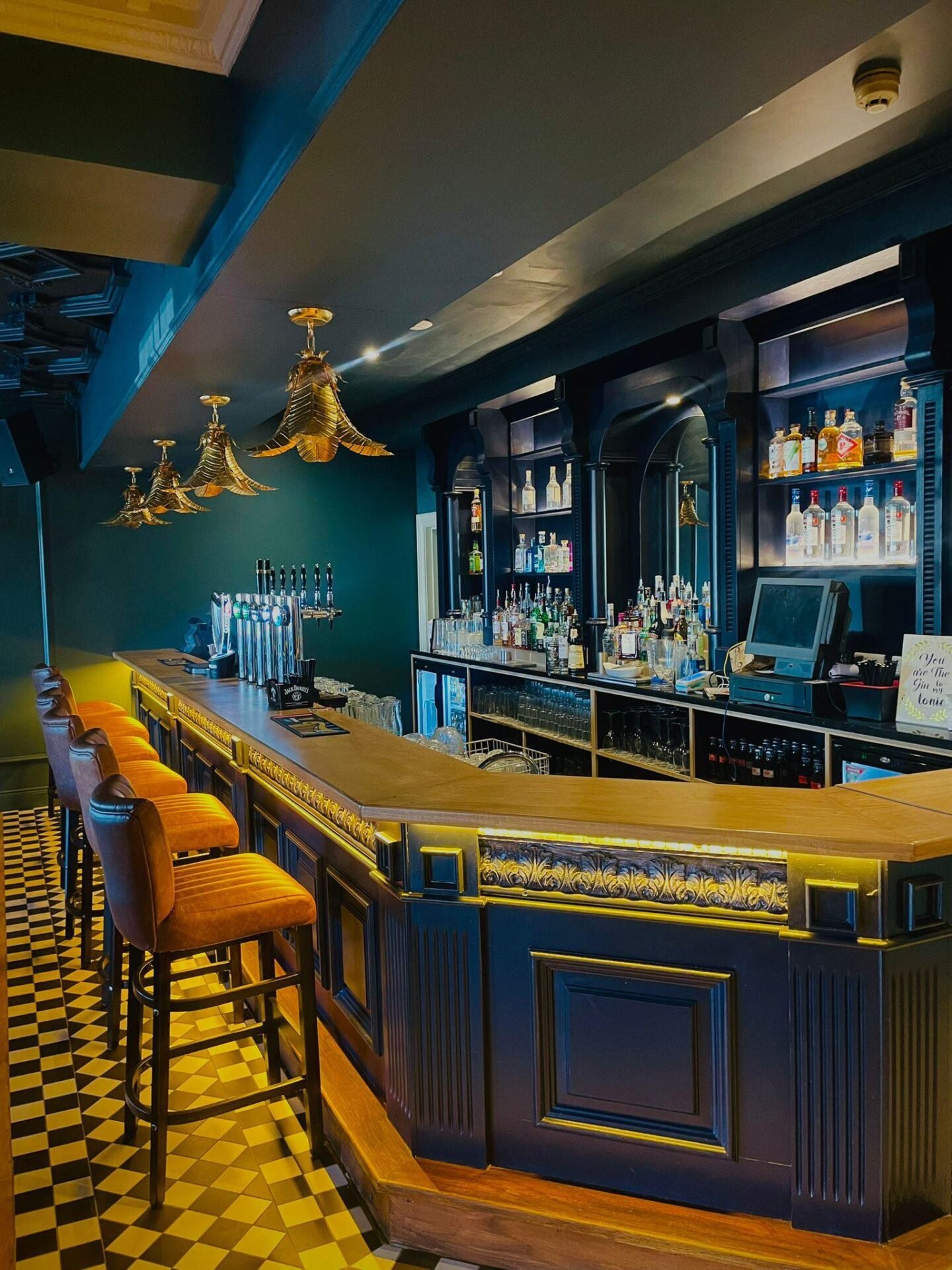 Bellini's Bar, Bar in Canouan Island