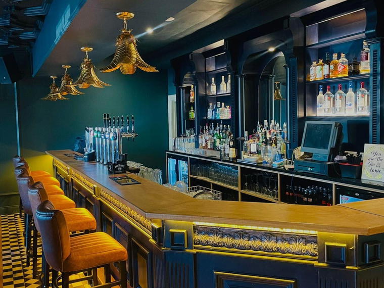 Bellini's Bar, Canouan Island, Saint Vincent and the Grenadines