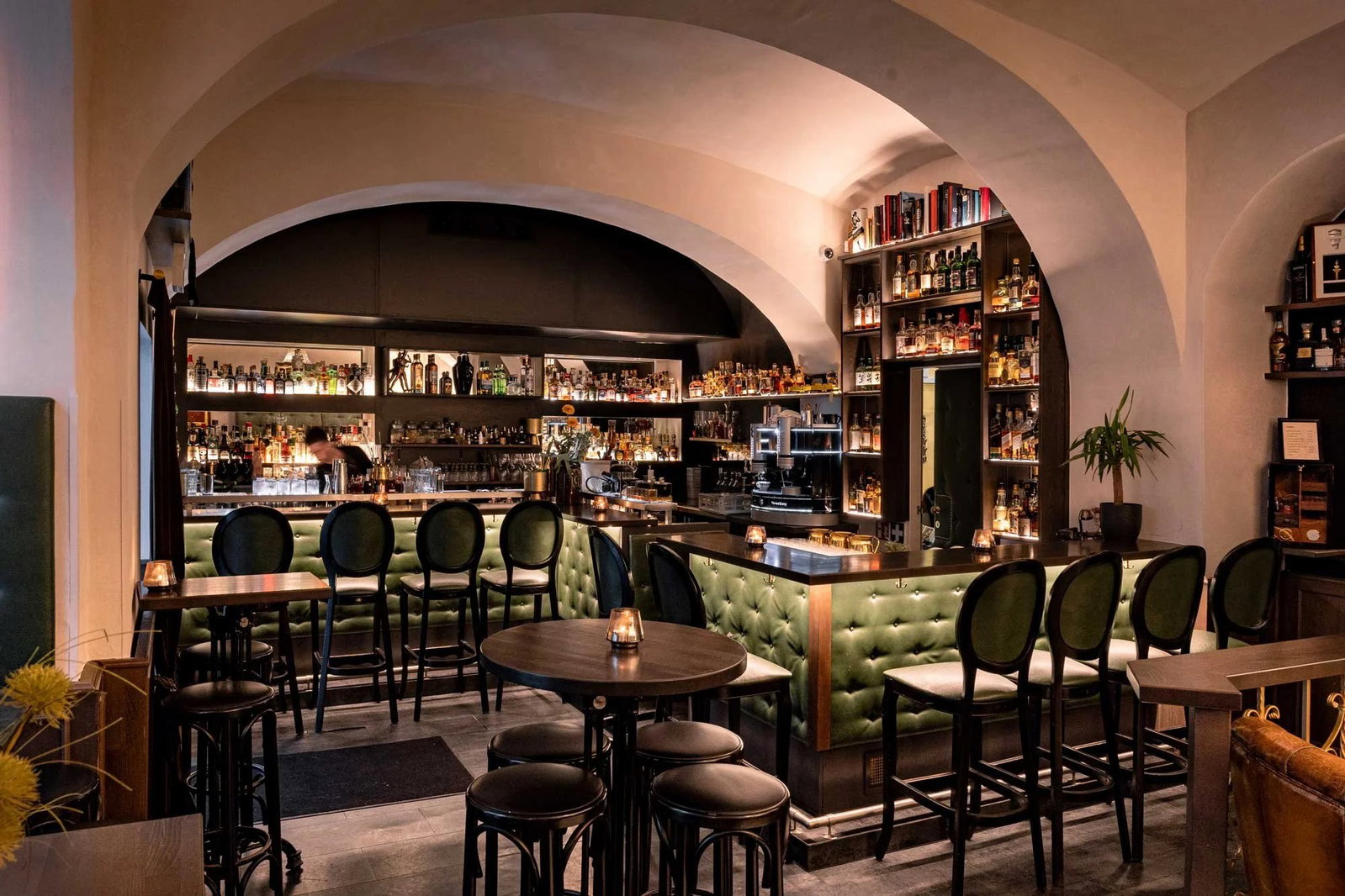 Josef cocktailbar, Vienna, Austria
