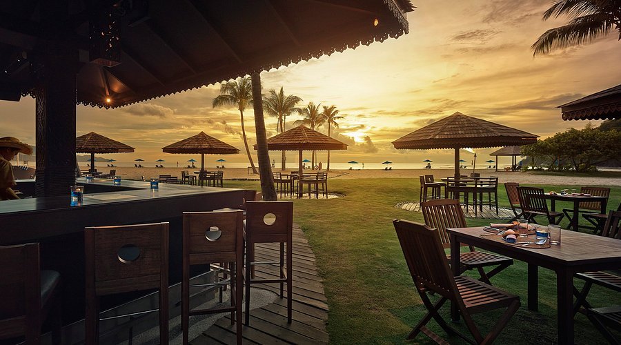 Sampan Bar
