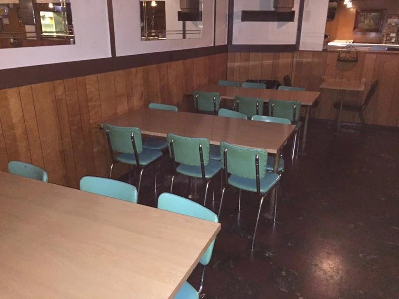 Maricque's Bar