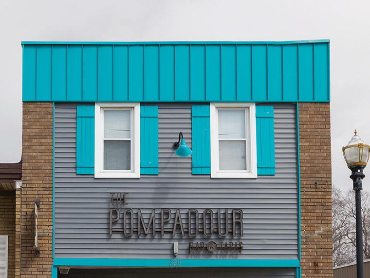 The Pompadour, Fairport Harbor, United States