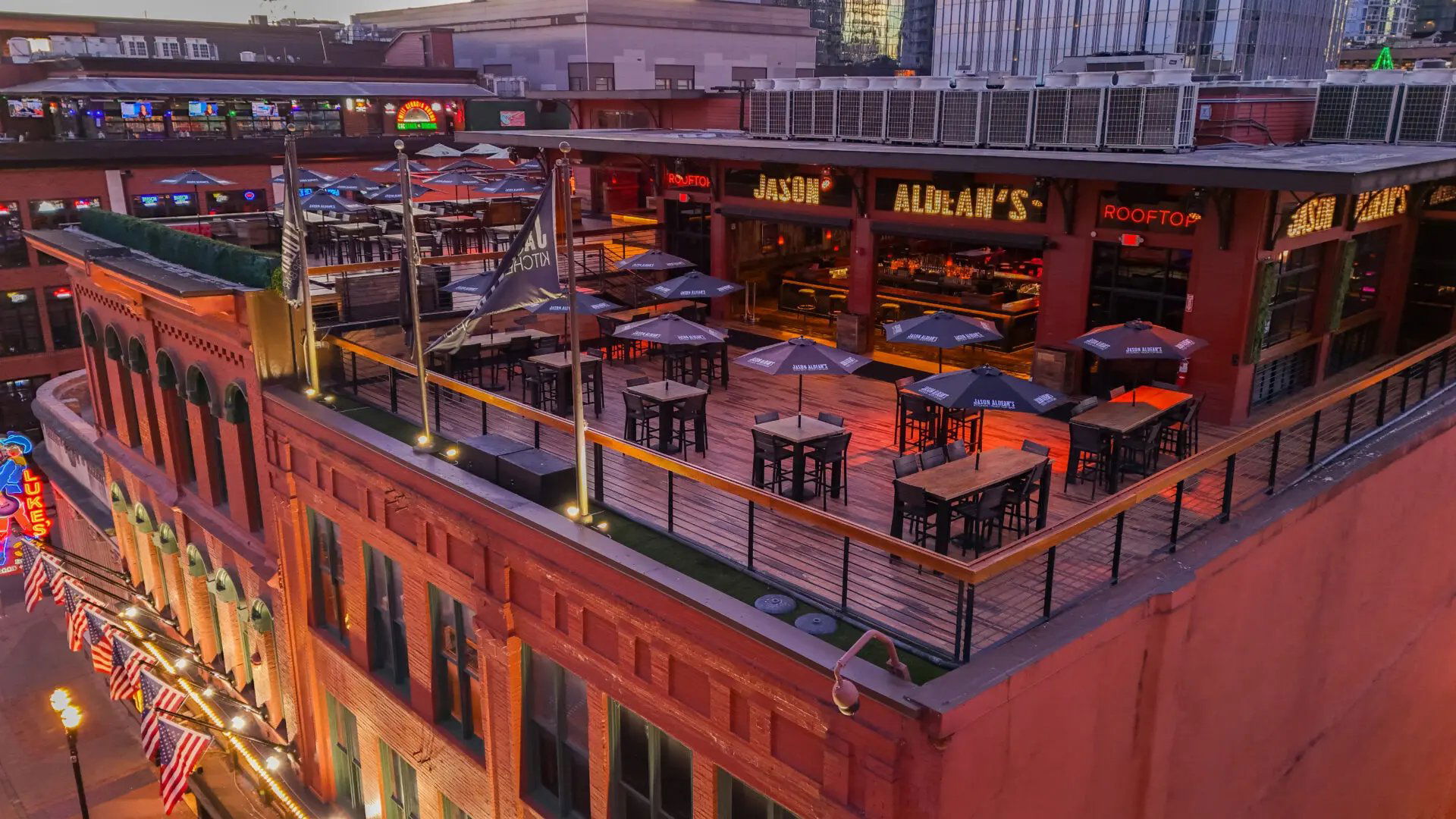 Jason Aldean's Kitchen + Rooftop Bar, Bar in Nashville