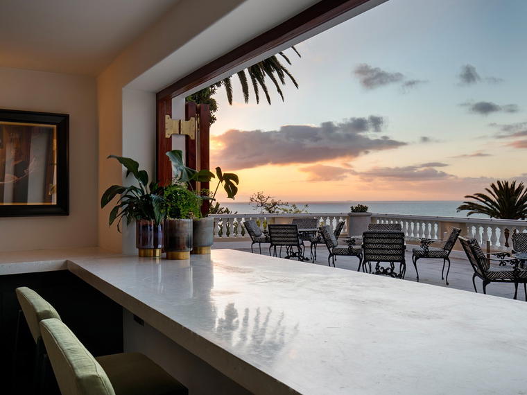 BAR ROC, Cape Town, South Africa