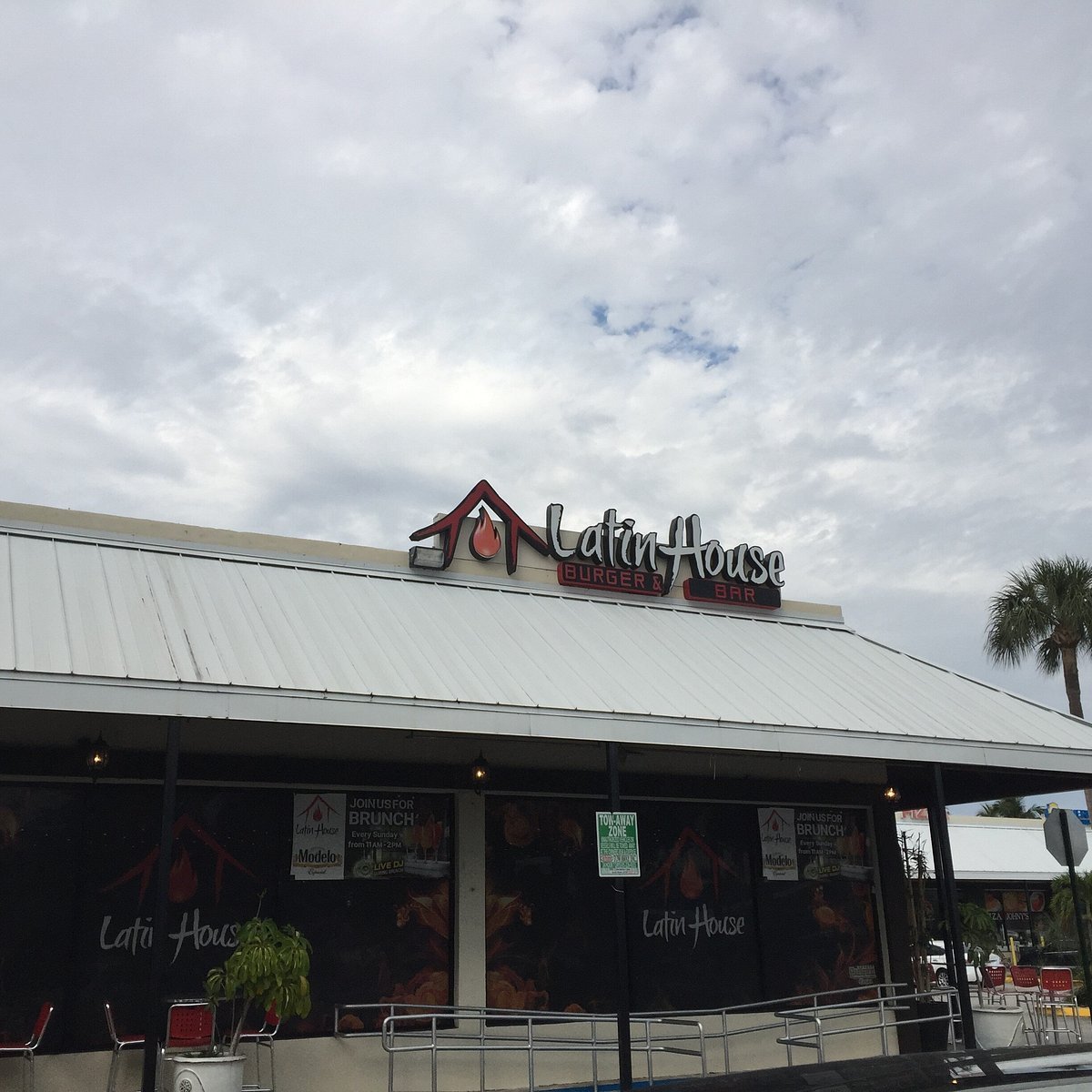 Latin House Burger & Taco Bar, Miami, United States
