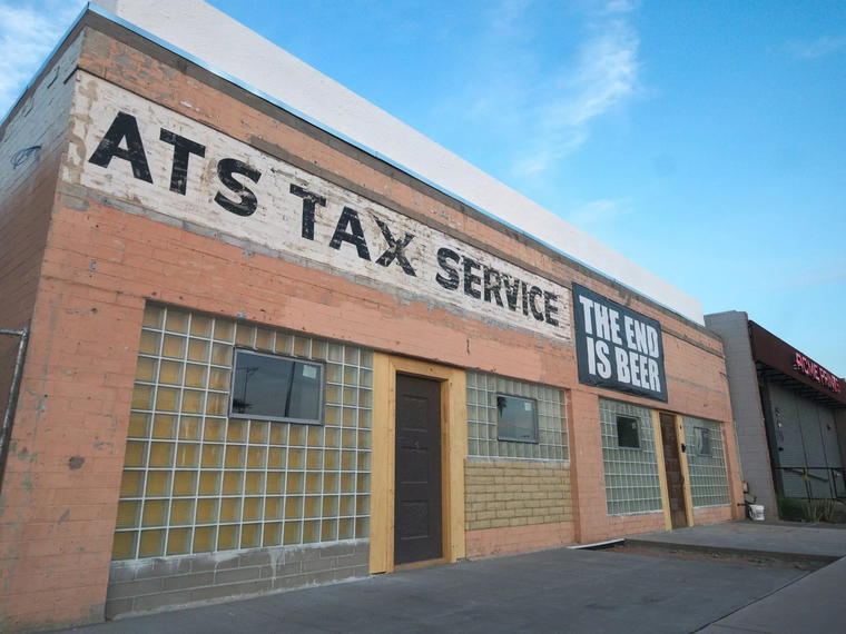 Gracie's Tax Bar, Phoenix, United States