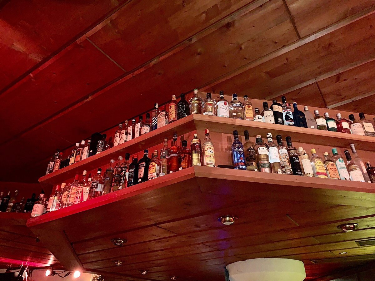 Ginhouse