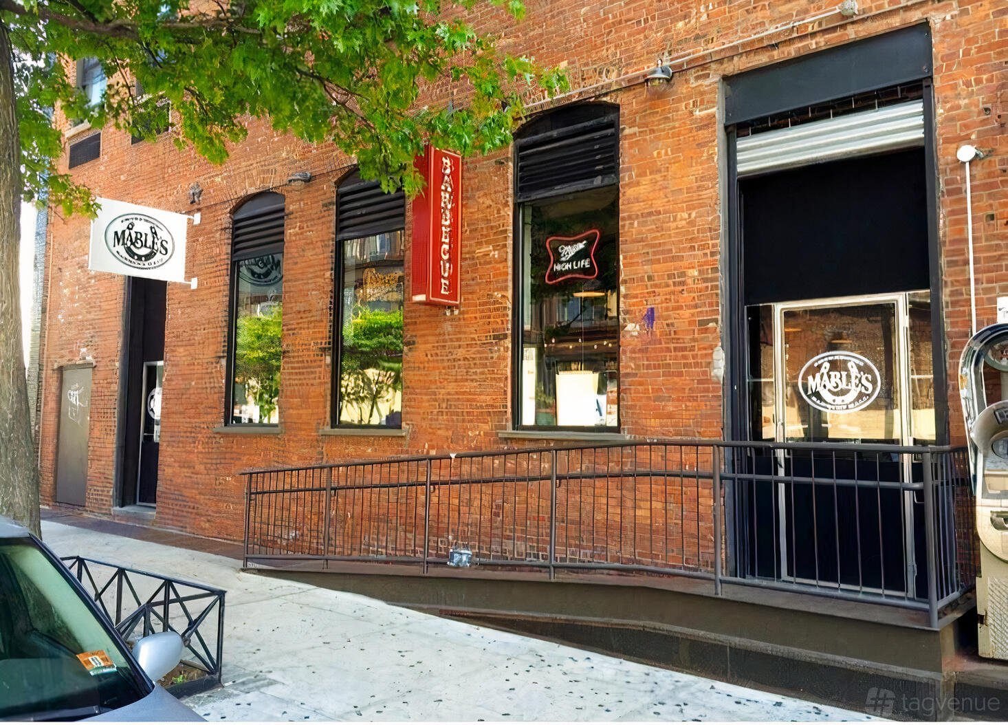Mable's Smokehouse & Banquet Hall, Bar in New York City