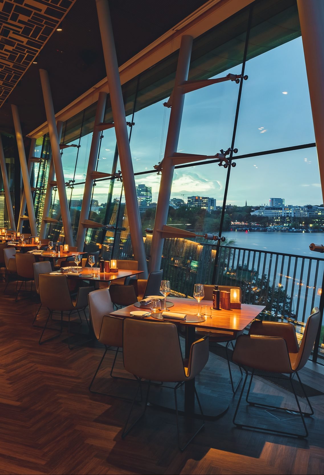 Heritage Rooftop Bar, Bar in Hamburg