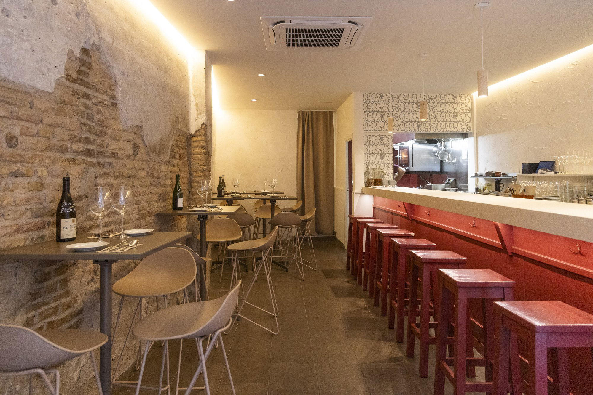 Barrika, Bar in Zaragoza
