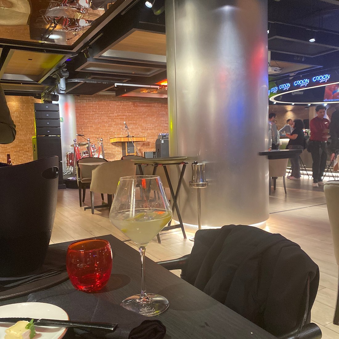 The Croon Lounge