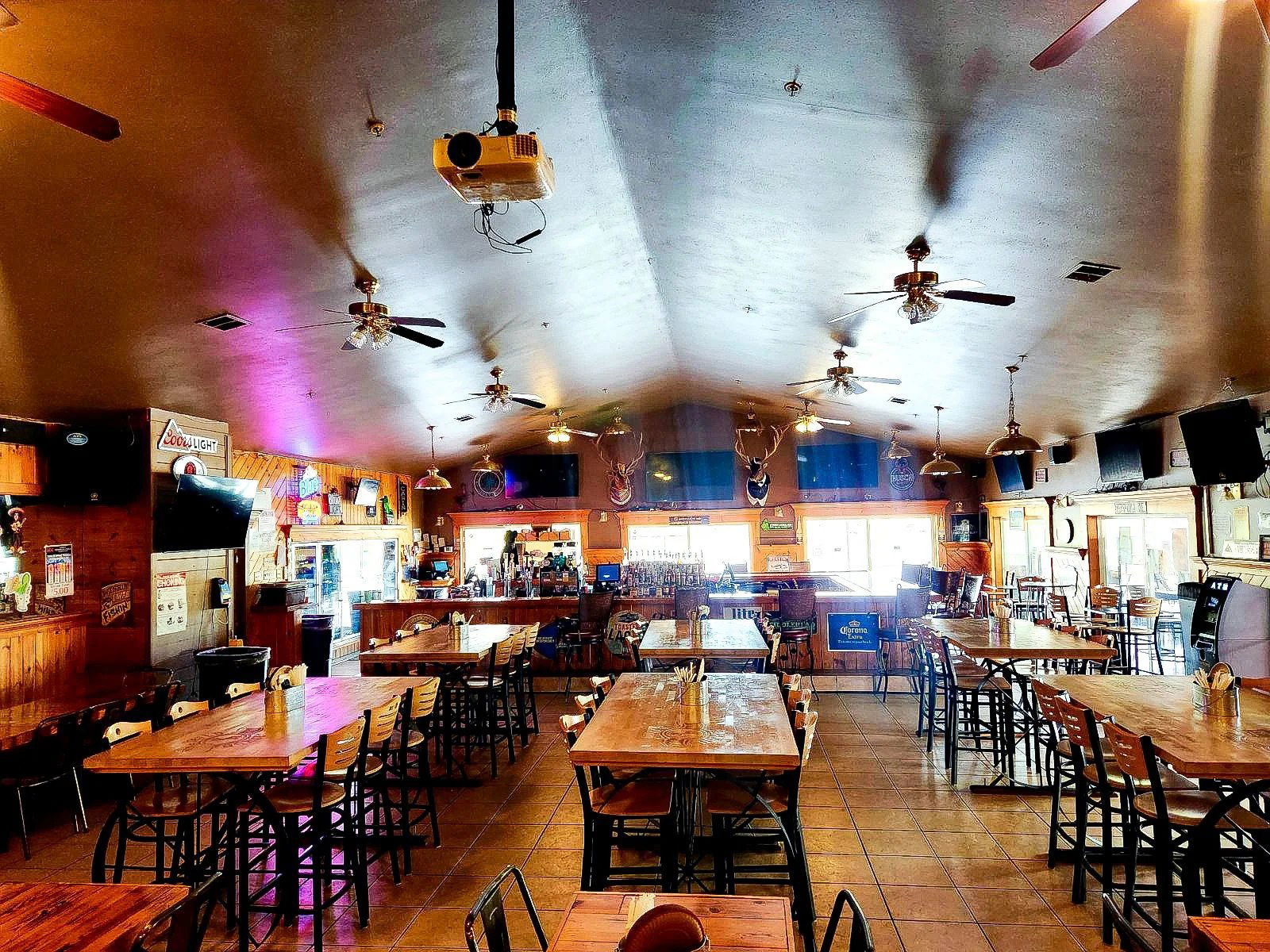 Wild Horses, Bar in New York City