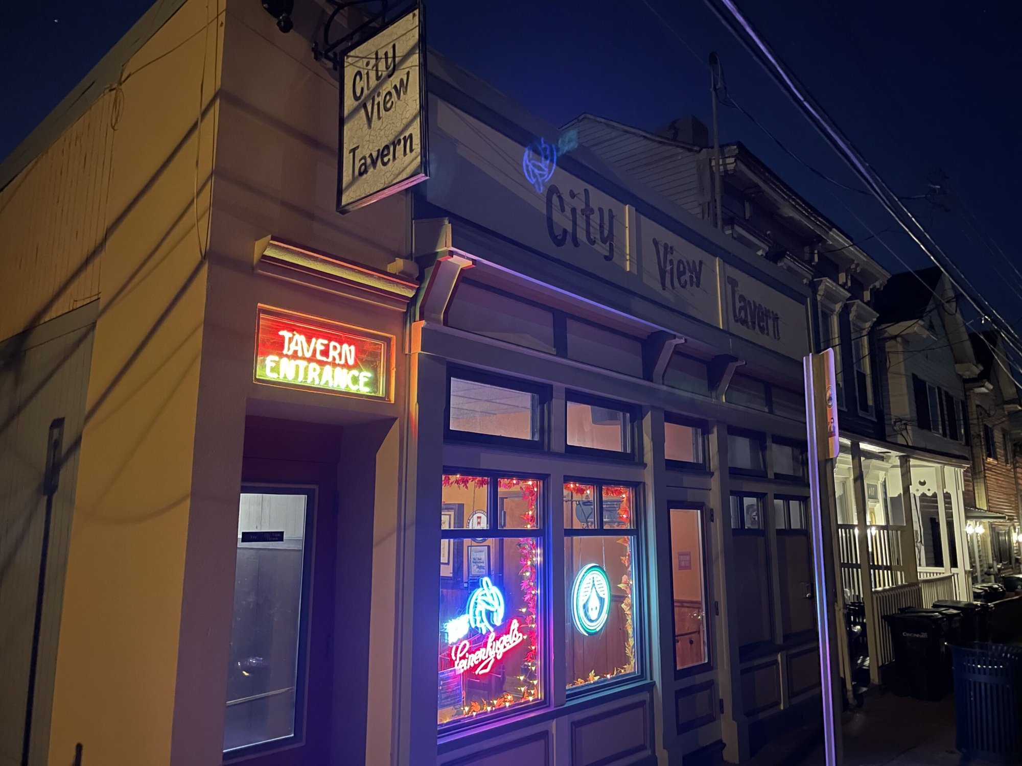 City View Tavern bar in Cincinnati, United States