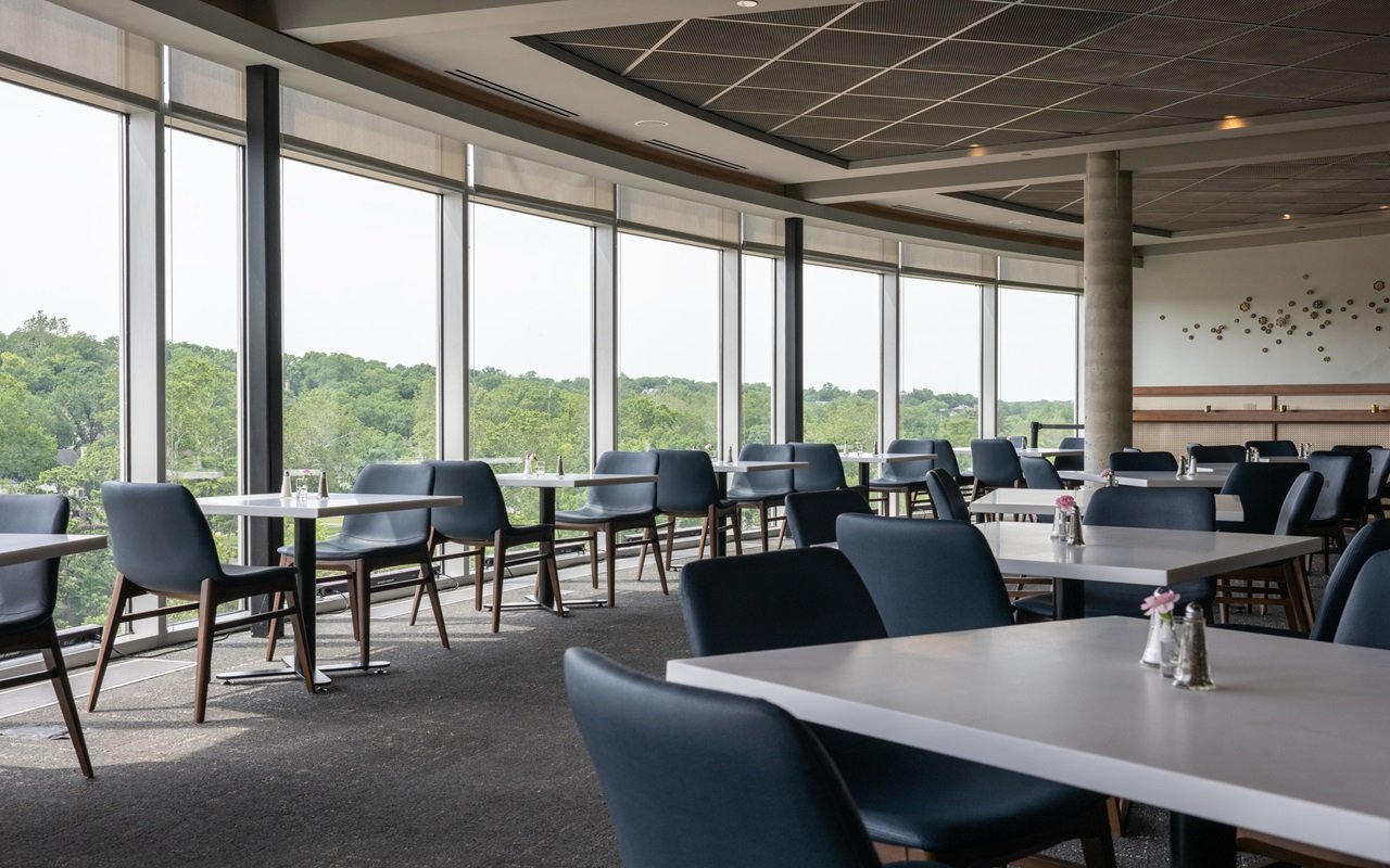 Nine Zero One Rooftop Bar & Lounge bar in Kansas City, United States