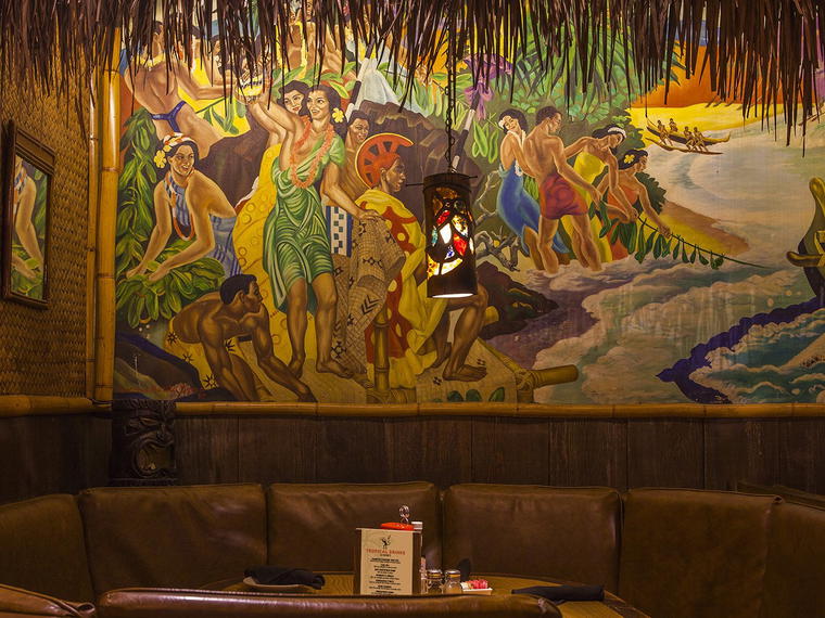 Damon's Steak House, Glendale, United States