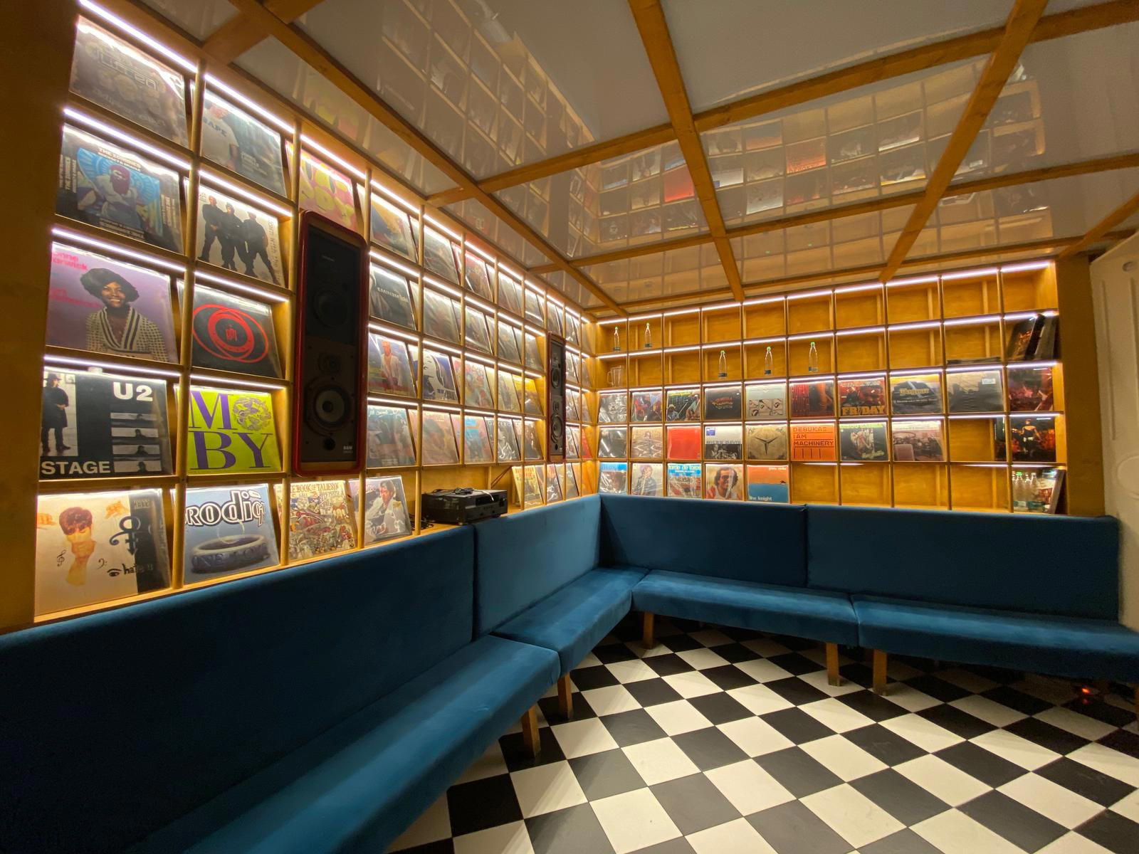 Borgo Hi-Fi bar in Bologna