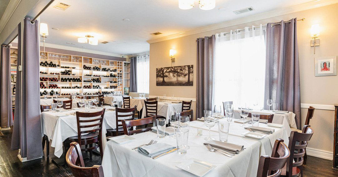 Piola Italian Restaurant & Garden, Bar in Fort Worth