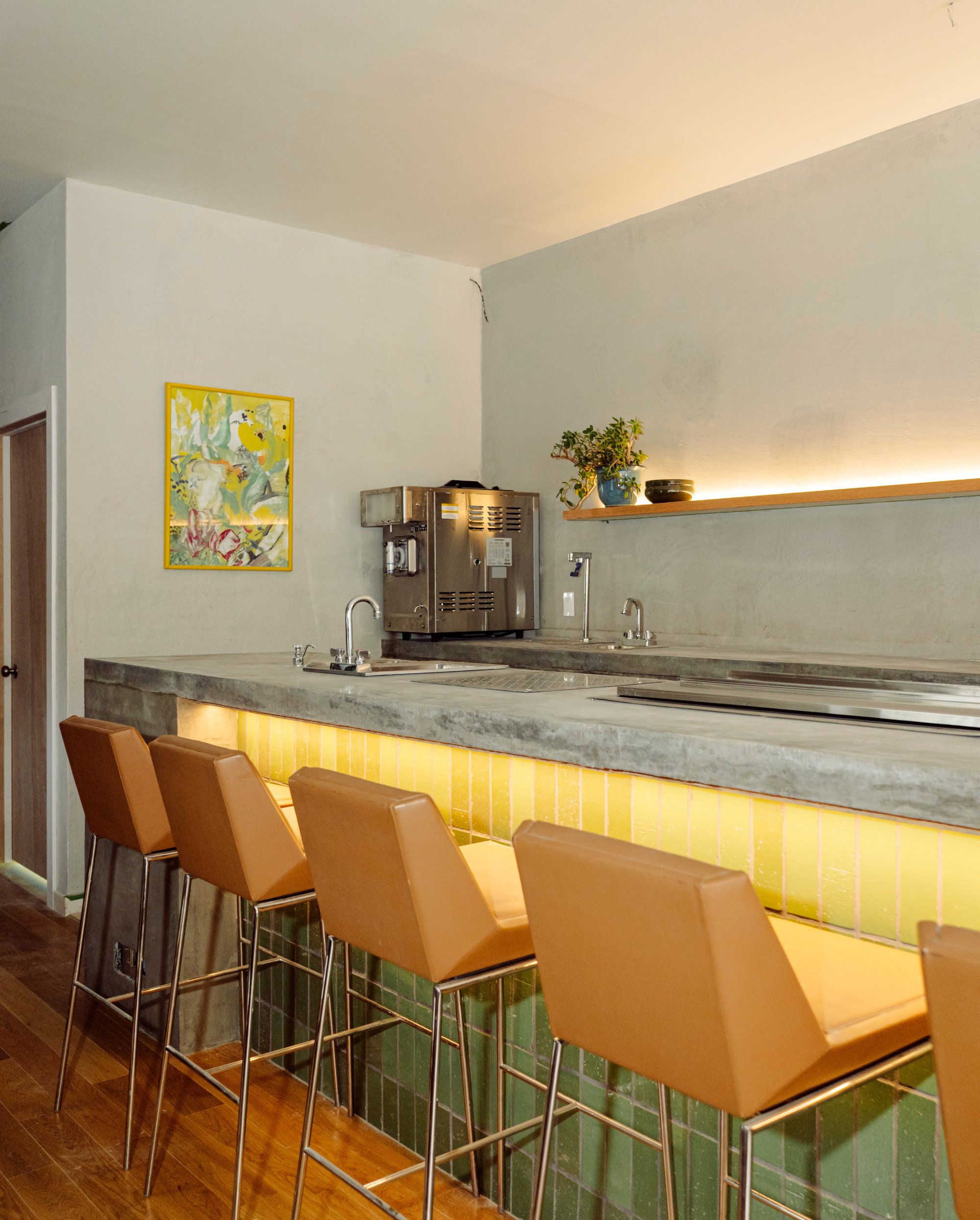 Golden Ratio, Bar in New York City
