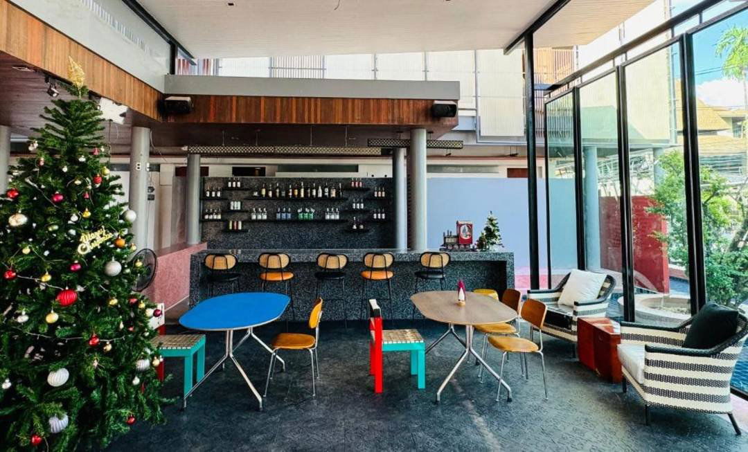 Red Ginger Bar & Pool Lounge, Bar in St. Felix