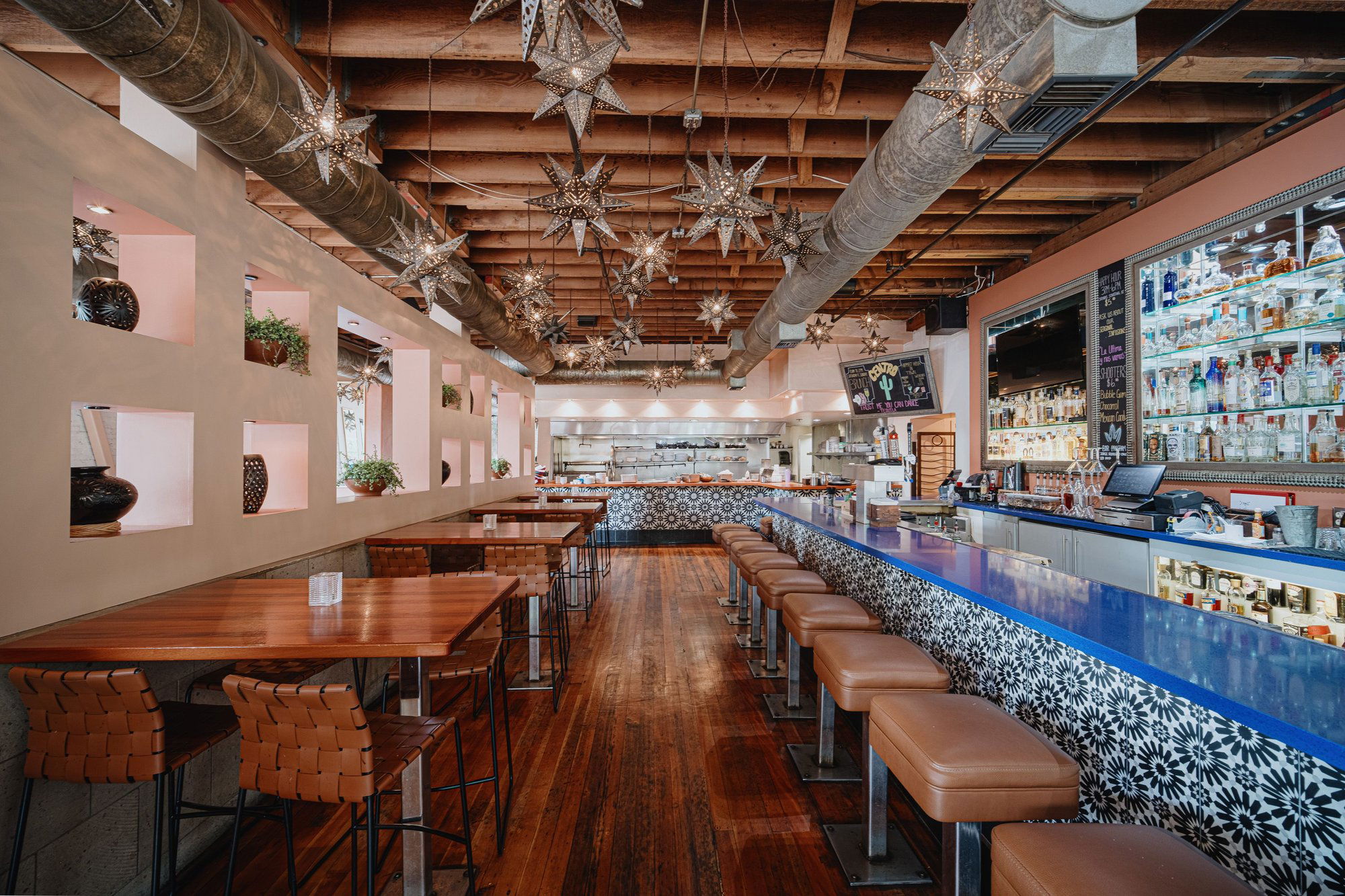Centro Cocina Mexicana, Bar in Sacramento
