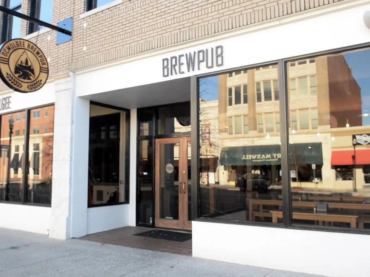 Ocmulgee Brewpub, Macon, United States