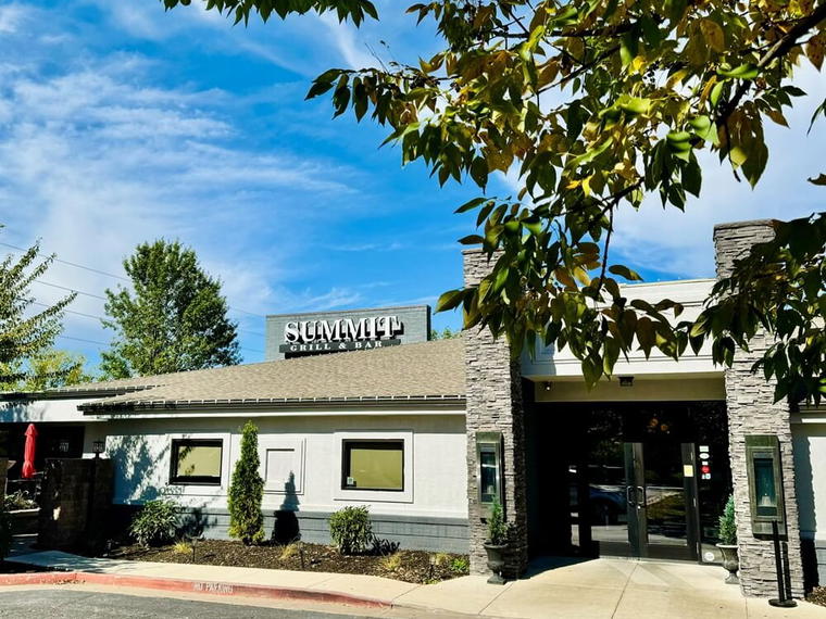 Summit Grill, Lee S Summit, United States