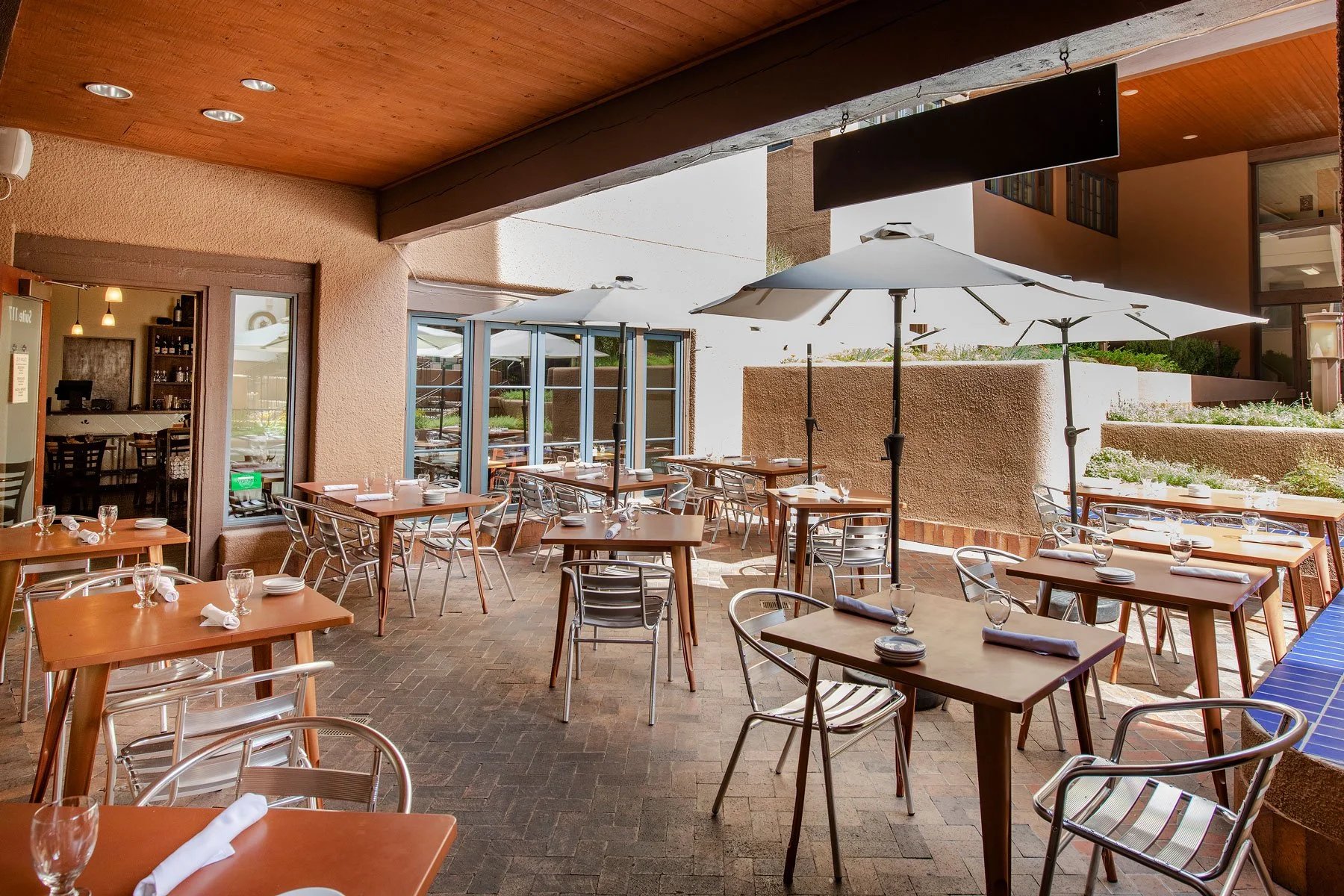 La Boca bar in Santa Fe, United States