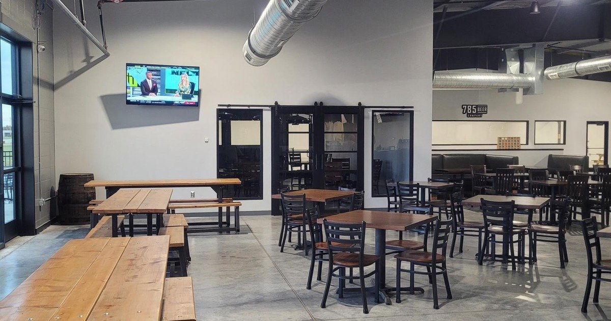 785 Beer Company, Bar in Topeka