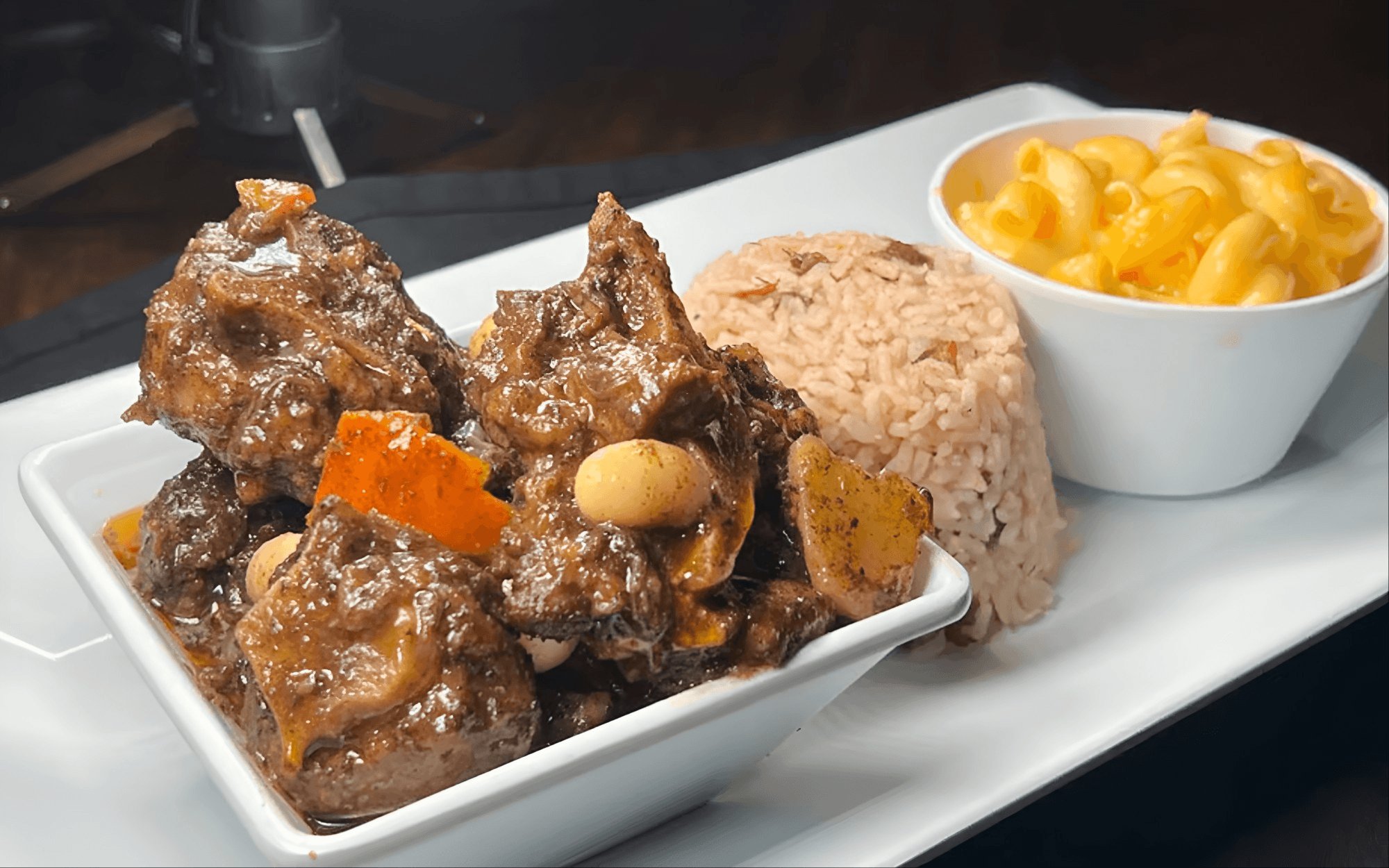 Jamaica Gates Caribbean Cuisine bar in Arlington, United States