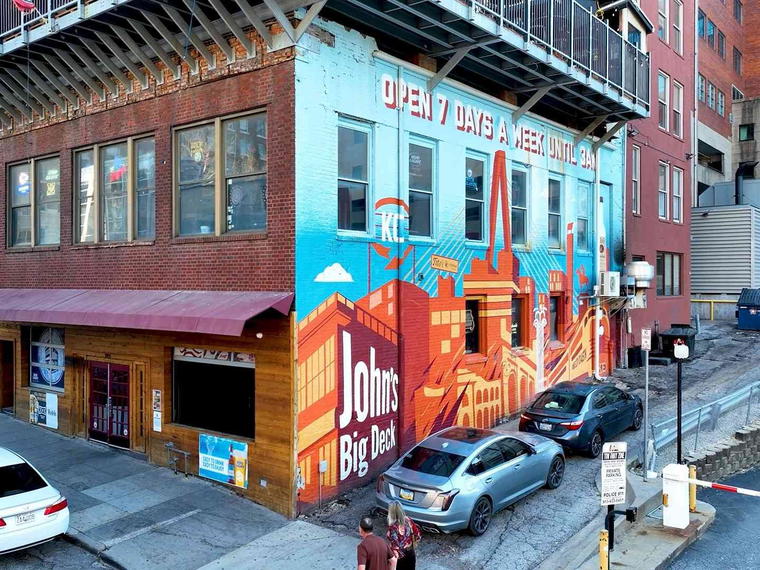 John's Big Deck, Kansas City, United States