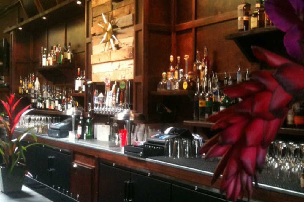 Room 389, Bar in Oakland