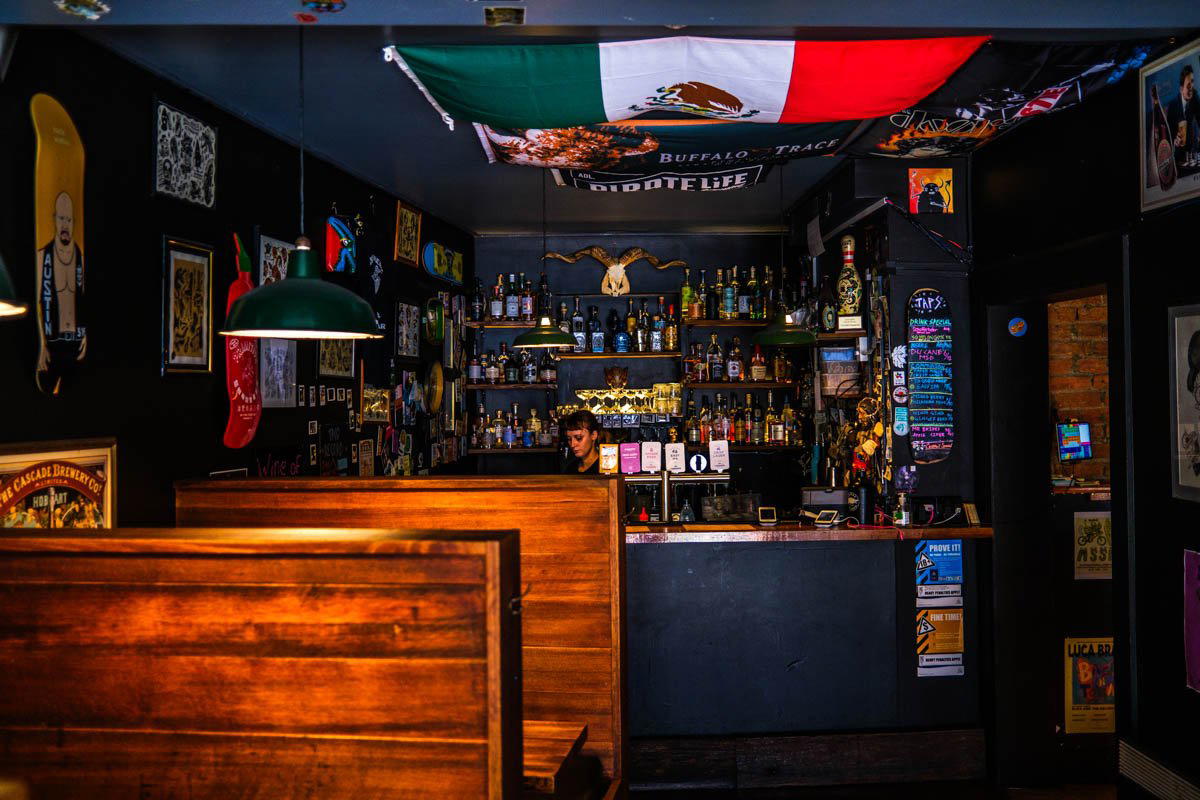 Grinners Dive Bar bar in Hobart