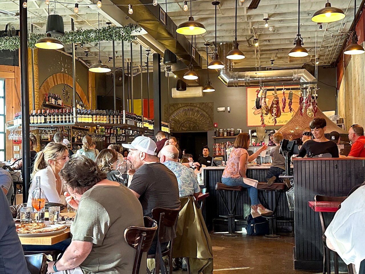 Apizza Regionale bar in Syracuse, United States