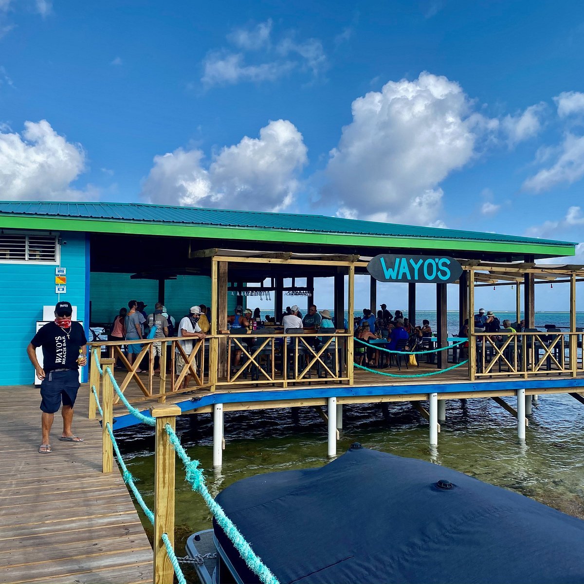 Wayo's Beach Bar