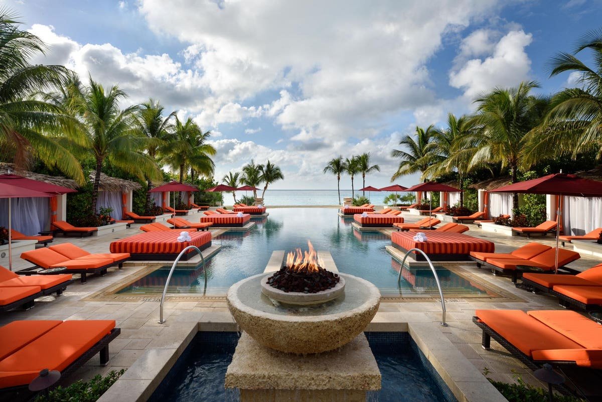 Azul Adult Pool & Bar, Bar in New Providence