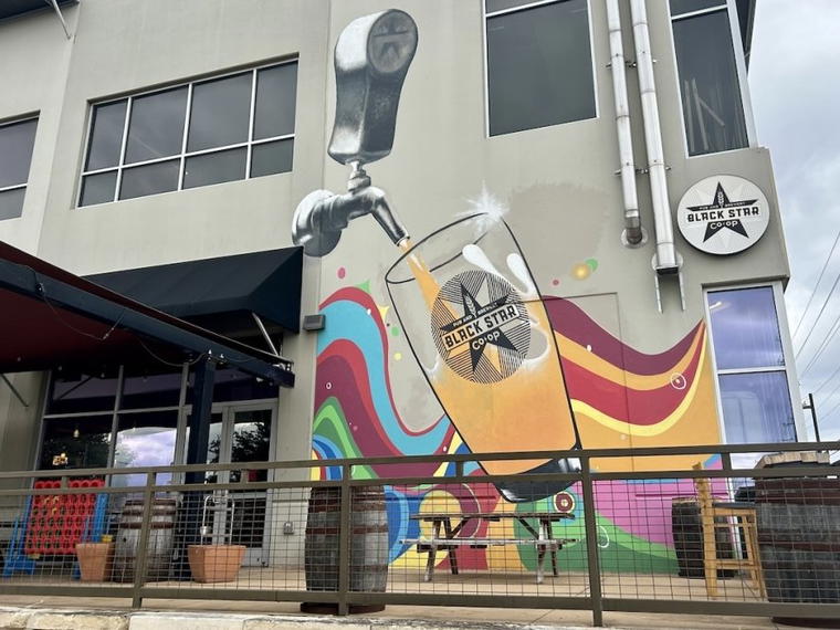 Black Star Co-op Pub & Brewery, Austin, United States
